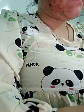 Snapshot of _Babyrose_ chatting on 01/08/26, 04:24 Babyrose online show from 01/08/26, 04:24