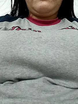 Snapshot of _Babyrose_ chatting on 11/23/25, 03:44 Babyrose online show from 11/23/25, 03:44