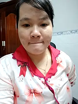 Snapshot of _Babyrose_ chatting on 10/26/25, 05:13 Babyrose online show from 10/26/25, 05:13