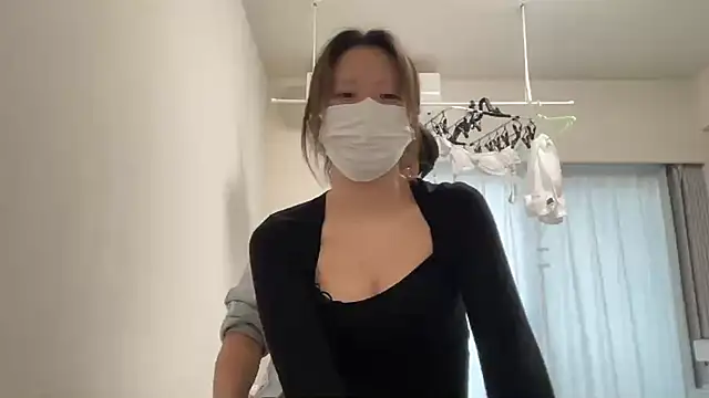 reon reonreon online show from 11/18/25, 05:00