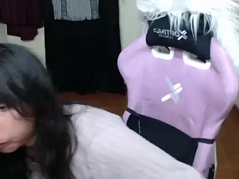 Snapshot of ScarlettShirahoshi chatting on 11/06/25, 06:45 ScarlettShirahoshi online show from 11/06/25, 06:45