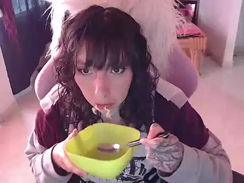 ScarlettShirahoshi online show from 04/10/26, 05:31