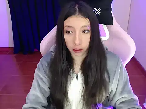 Snapshot of ScarlettShirahoshi chatting on 09/24/25, 11:50 ScarlettShirahoshi online show from 09/24/25, 11:50