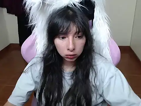 Snapshot of ScarlettShirahoshi chatting on 10/30/25, 04:59 ScarlettShirahoshi online show from 10/30/25, 04:59