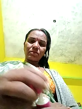 Snapshot of Pinky12A chatting on 11/13/25, 11:08 Pinky12A online show from 11/13/25, 11:08