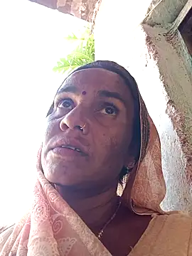 Snapshot of Pinky12A chatting on 10/14/25, 03:40 Pinky12A online show from 10/14/25, 03:40