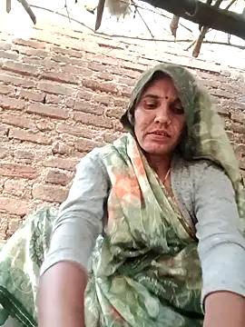 Snapshot of Pinky12A chatting on 11/04/25, 01:53 Pinky12A online show from 11/04/25, 01:53