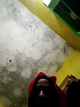 Snapshot of Pinky12A chatting on 10/28/25, 09:03 Pinky12A online show from 10/28/25, 09:03