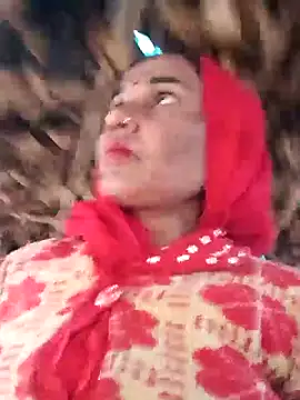 Snapshot of Pinky12A chatting on 11/15/25, 01:31 Pinky12A online show from 11/15/25, 01:31