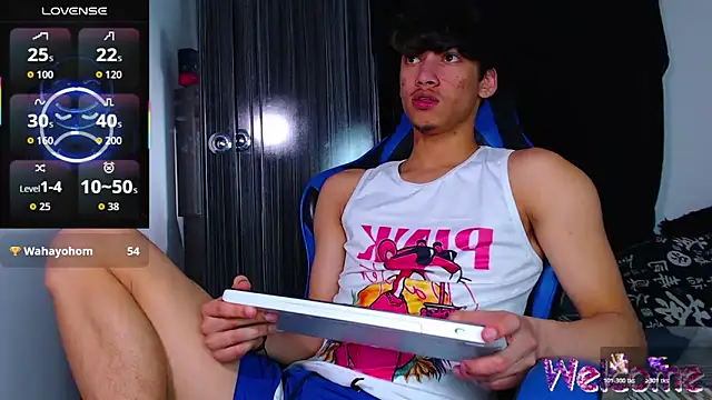 Gael Jones online show from 12/18/25, 05:23