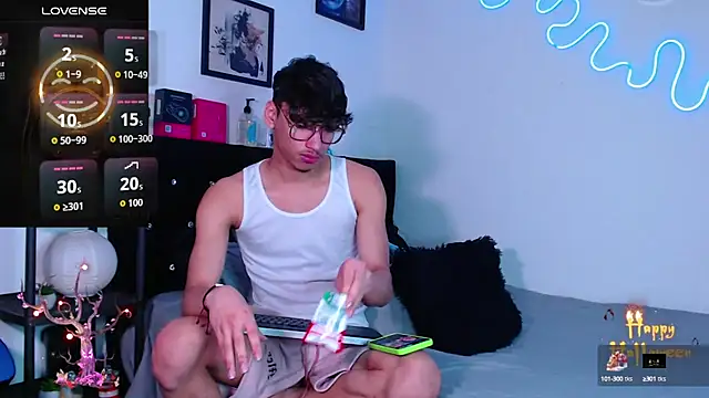 Gael Jones online show from 10/17/25, 04:49