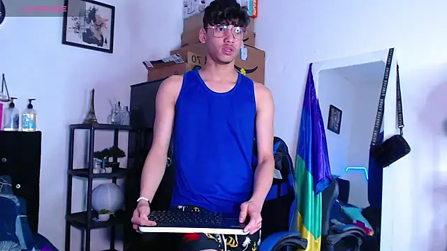 Gael Jones online show from 10/09/25, 02:06