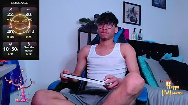 Gael Jones online show from 10/15/25, 03:38