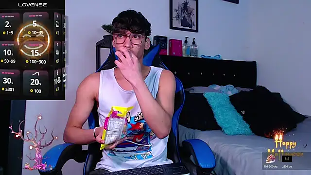 Gael Jones online show from 10/21/25, 06:24