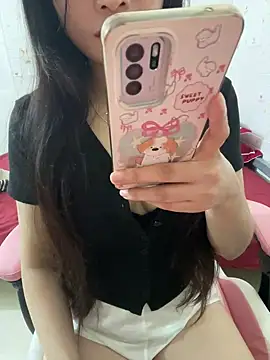 Lissa xinh09 online show from 11/10/25, 03:44