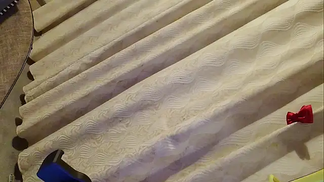 Shi luo2025 online show from 09/18/25, 01:58