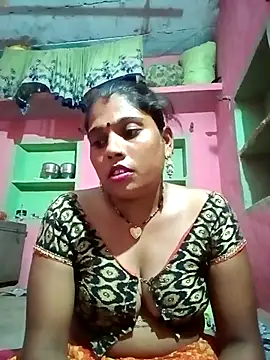 Snapshot of sanjna_sharmaa chatting on 09/09/25, 03:21 sanjna sharmaa online show from 09/09/25, 03:21