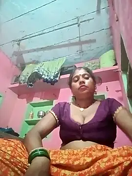 Snapshot of sanjna_sharmaa chatting on 09/17/25, 03:36 sanjna sharmaa online show from 09/17/25, 03:36