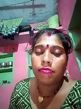 Snapshot of sanjna_sharmaa chatting on 09/14/25, 03:12 sanjna sharmaa online show from 09/14/25, 03:12