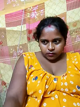 Hot-Show2 online show from 04/16/26, 11:51