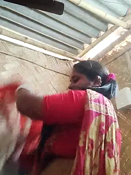 Hot-Show2 online show from 02/20/26, 05:15