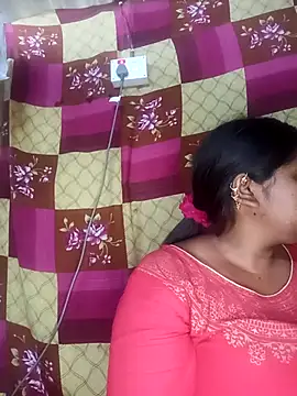 Hot-Show2 online show from 03/05/26, 10:01