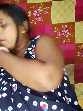 Hot-Show2 online show from 10/29/25, 03:55