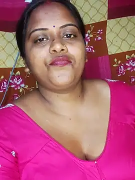 Hot-Show2 online show from 04/02/26, 07:42