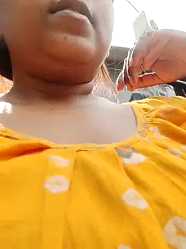 Hot-Show2 online show from 04/19/26, 03:40