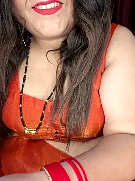 Snapshot of indian-hotmilfs chatting on 07/02/26, 04:24 indian-hotmilfs online show from 07/02/26, 04:24