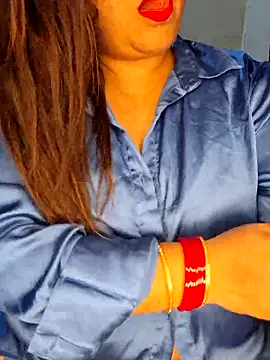 indian-hotmilfs online show from 05/28/26, 10:26