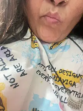 indian-hotmilfs online show from 02/18/26, 01:40