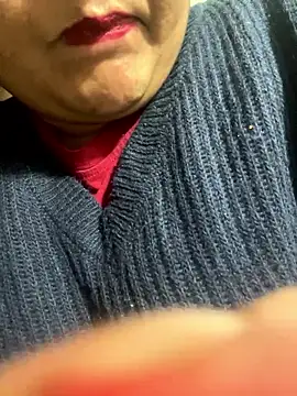 indian-hotmilfs online show from 01/17/26, 01:47