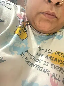 indian-hotmilfs online show from 09/26/25, 01:29