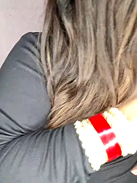 indian-hotmilfs online show from 12/04/25, 11:37