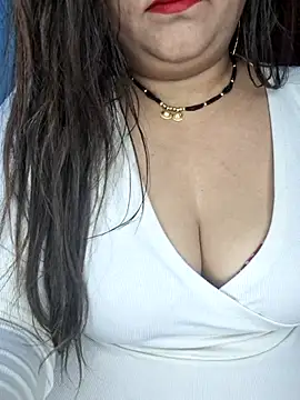 indian-hotmilfs online show from 11/10/25, 10:59