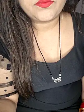 indian-hotmilfs online show from 01/06/26, 06:45