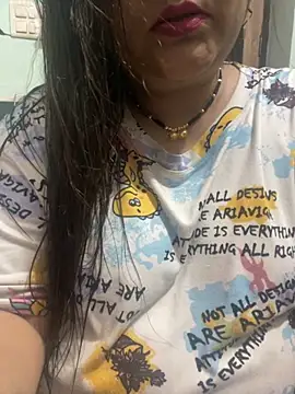 indian-hotmilfs online show from 09/28/25, 12:34
