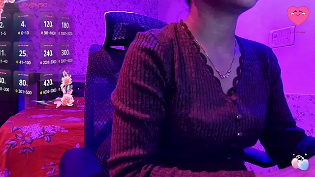 snow white123 online show from 02/07/26, 10:51