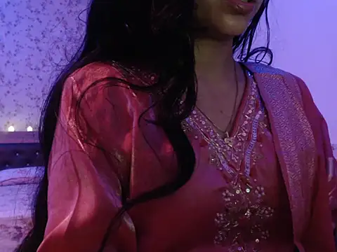 Snapshot of snow_white123 chatting on 10/19/25, 08:44 snow white123 online show from 10/19/25, 08:44