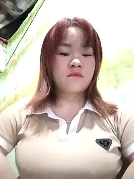 sukabae00 online show from 10/08/25, 11:27