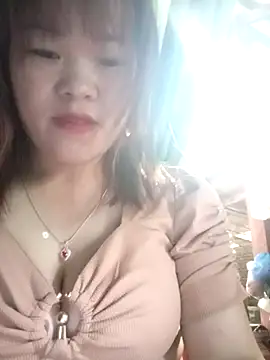 sukabae00 online show from 10/17/25, 02:59