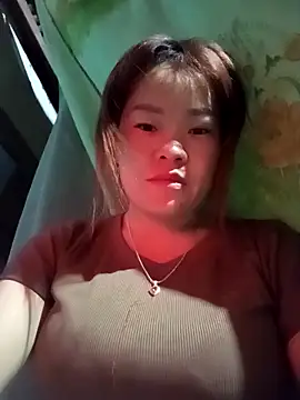 sukabae00 online show from 10/25/25, 07:03