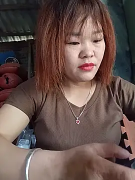 Snapshot of sukabae00 chatting on 03/25/26, 01:06 sukabae00 online show from 03/25/26, 01:06