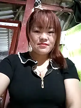 sukabae00 online show from 10/14/25, 11:55