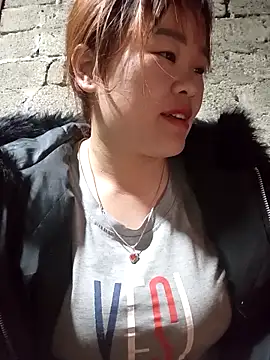 Snapshot of sukabae00 chatting on 03/15/26, 01:40 sukabae00 online show from 03/15/26, 01:40