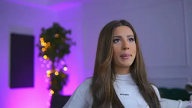 SiennaRuh online show from 03/24/26, 10:15