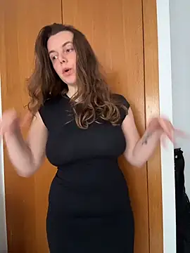 TenderLaGlamor online show from 03/05/26, 10:23