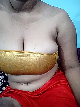 Snapshot of Lusty-radhika chatting on 09/16/25, 01:56 Lusty-radhika online show from 09/16/25, 01:56