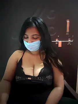 Snapshot of Lusty-radhika chatting on 10/19/25, 02:03 Lusty-radhika online show from 10/19/25, 02:03